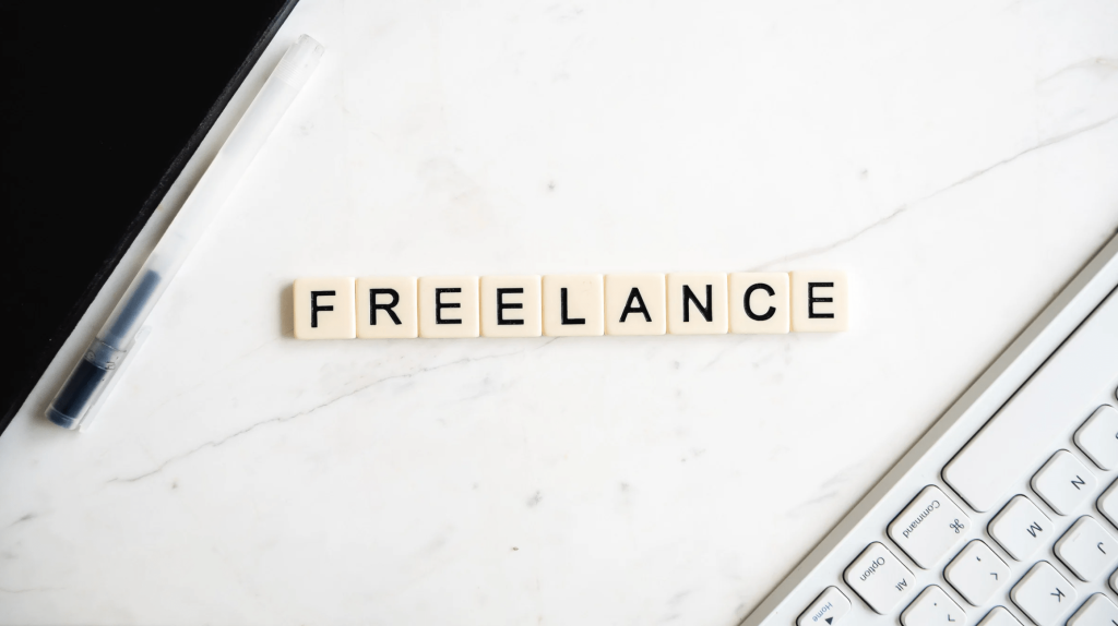 Hire a freelancer safely: the complete guide